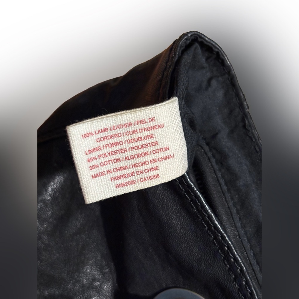 EUC Lucky Brand- Black Lamb Skin Leather Wristlet - Picture 12 of 15
